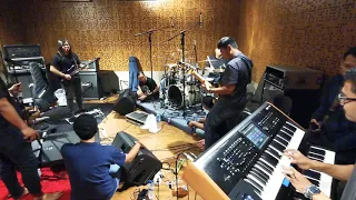 Download Dream Theater - At Wit's End (Live Band Cover Feat Karis Deadsquad) MP3