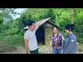Download Lagu Een vriendelijke man en zijn moeder gaven een huis aan de alleenstaande moeder voor een nieuw leven.