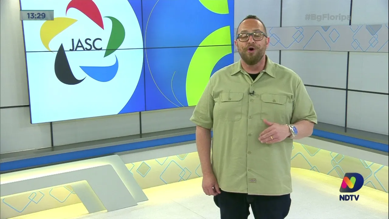 Já é Mané: Futebol, JASC, Música com Quinteto S.A e Xande de Pilares e Fotos da Galera