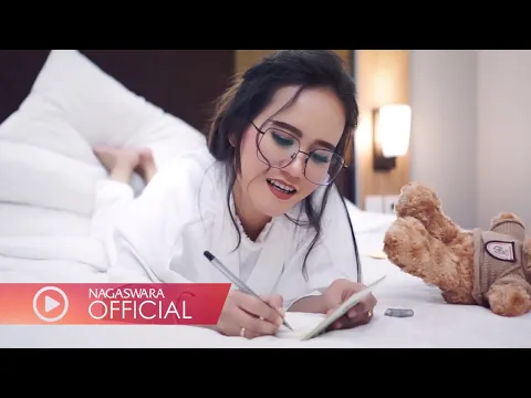 Download MP3 Eny Sagita - Sederhana Caraku Mencintaimu (Official Music Video NAGASWARA) #music