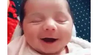 أجمل ضحكة طفل عسل واللهي  أجمل ضحكة طفل عسل واللهي