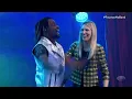 "A Estrada": Toni Garrido canta sucesso do Cidade Negra no Faustão