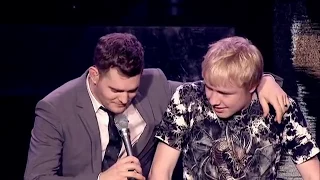 Michael Buble - Singing with a Fan Live Extras