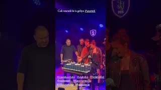 اراس بولوت اينملي و سونغول اودين أبطال مسلسل أتاتورك لديزني يحتفلان بانتهاء التصوير Shorts 