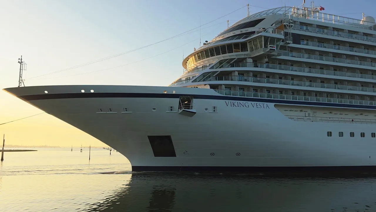 Viking Vesta Viking Cruises 27/06/2025 -  Venezia / Capodistria