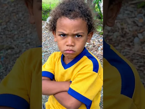 QUISO LLEVARSE AL NIÑO,PERO SU PAPÁ LA DESCUBRIÓ😱#viralvideo #reflexion