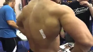 How To Mess With A Bodybuilder Or Where s Bodybuilders NO SOAP ZONE