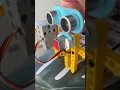 Programa con MakeCode y construye con Nezha una barrera de un parking con sensor de movimiento