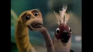 عالم أطفال فيلم الدمى الأفعى العجوز السعدانة ولعبة شد الثعبان 