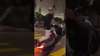 عطيها دورة وكبريها 