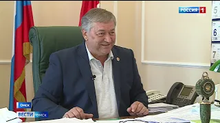 В Омске продолжается голосование по поправкам в Конституцию — что происходит сейчас на избирательных участках