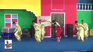 nida chaudhry dance koi akh menu mary mujra masti
