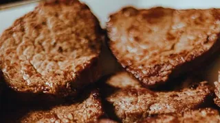 Tortitas de carne: chef revela el secreto para que no se abran y comparte la receta completa