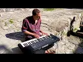 Martin Kohlstedt - RUL (live from a backyard)