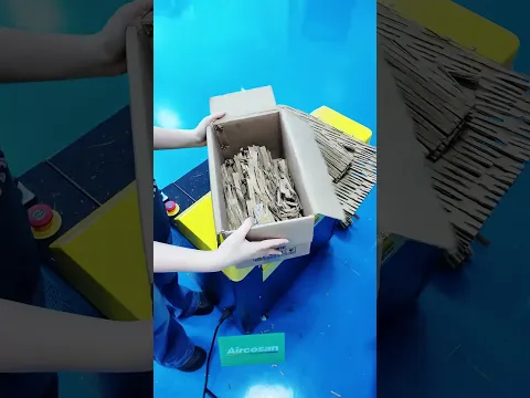 هذا الصندوق لم ينته بعد. آلة تقطيع الكرتون الخاصة بنا تمنحه غرضًا. مده—الآن أصبح ناعمًا ونطاطًا