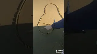 لعمري بكيت لحتى شفت دموعي شوف الفيديوا 