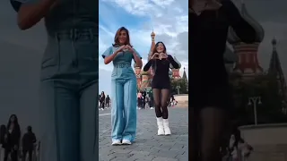 تيك توك جديد رقص ساره عصام مع بنت روسيه بروسيا 