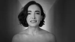 ترانه حقمه با صدای خانم گل آذین Haghame By Golazin 