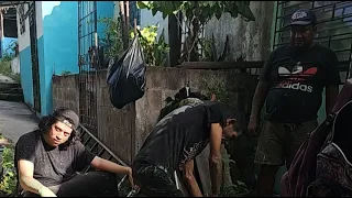 YA TERMINAMOS DE PINTAR LA CASA DE DOÑA SANDRA Y A LA VES VAMOS A PAGAR