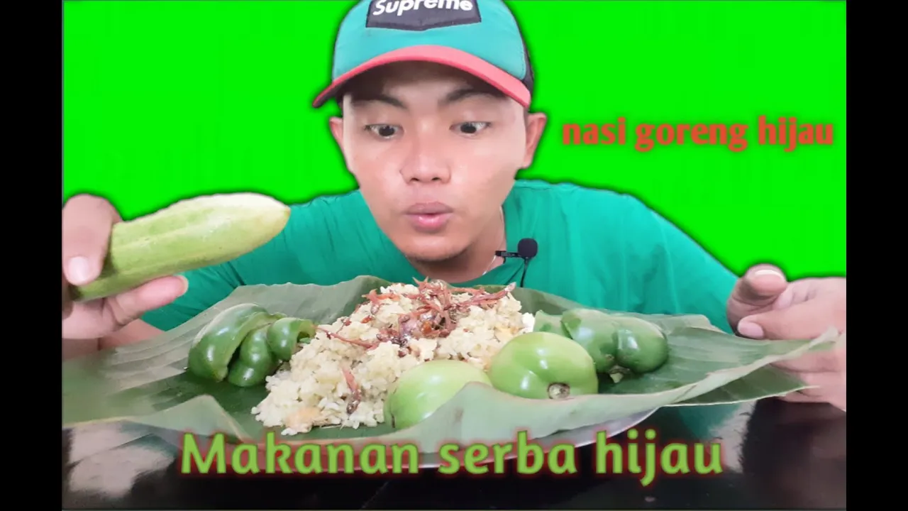 Konnijiwa! Di video kali ini, aku dan stefi mau surprisein honomi yang ulang tahun! Aku sama stefi m. 