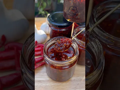 Chili Garlic Sauce/Oil!🌶️ #shortvideo #foryou  #easyrecipe
