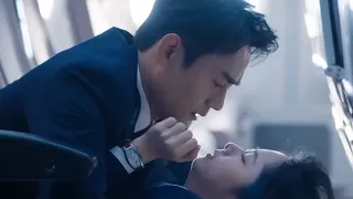 تفقد وعيها فيأخذ زمام المبادرة في كسر القواعد لإنقاذها مسلسل رحلتي إليك  تفقد وعيها فيأخذ زمام المبادرة في كسر القواعد لإنقاذها مسلسل رحلتي إليك