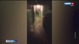 В Центральном округе в жилой девятиэтажке людей заливает кипятком
