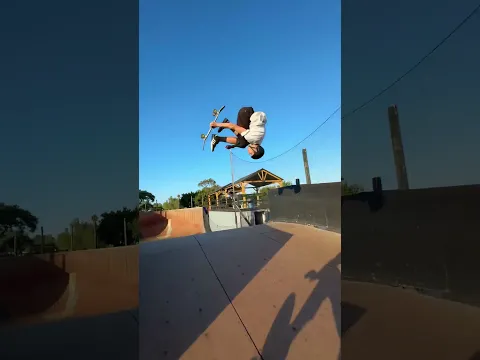 Worlds best cameraman! π€³ Collin Graham #skateboarding