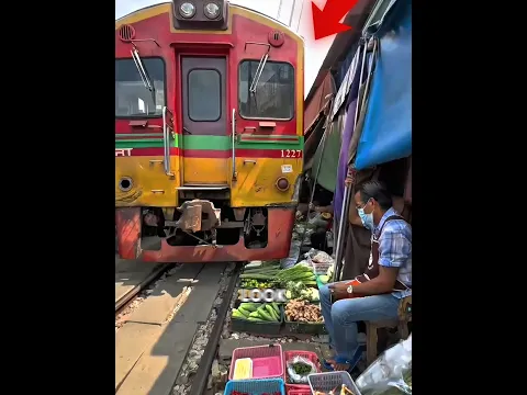 This Railway Track Turns Into A Market 😱🚆 #shorts