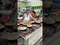 Download Lagu Malaysia's popular claypot chicken rice - Malaysian Street Food