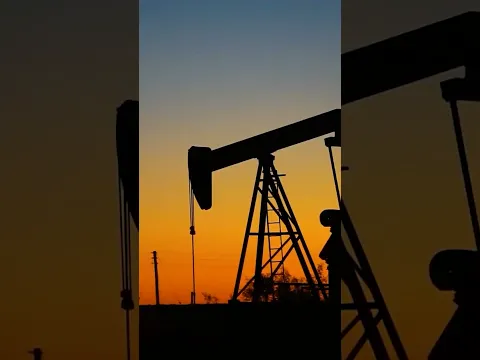 Energy Prices Surge, Reviving Inflation Fears as Winter Nears