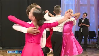 В Омске разыграли Кубок региона по спортивным бальным танцам
