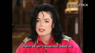 Michael Jackson Grab His Cruch why