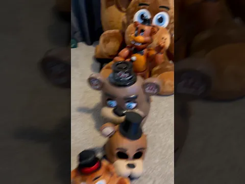 Everything Freddy Fazbear in my bedroom from BIGGEST to SMALLEST!