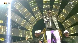 mayorkun incredible performance at coca colas ginja your flow party 2021