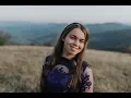 Download Lagu Iasmina Șevera - Trist și Părăsit [Official Video 4k]