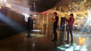 יפה בלבן כניסה חתן וכלה 