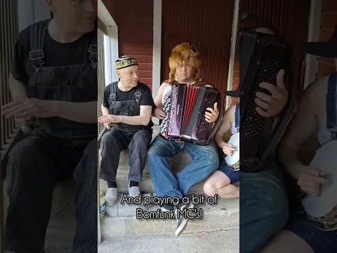 Sauna, weekend and music! #stevenseagulls #banjo #beer #finland #livemusic #folk