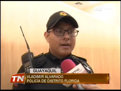 Detenido en estacionamiento de centro comercial por intentar robar un carro