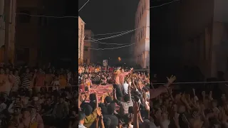 أغنية شعبية بإيقاعات التراث الحضرمي من حواري حضرموت عجبني جدا حبهم للفن وللحياة 