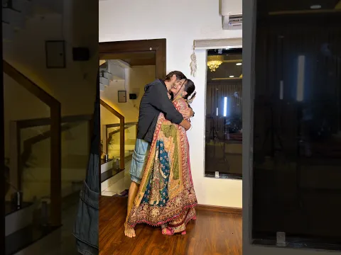 Saree surprise 🥰🥰 #saree #karwachauth #surprise #pjdivya #trending #couplegoals
