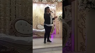 قومي لعبي مع ناديا المنفوخ 