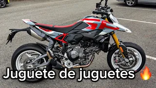 Ducati Hypermotard V2 SP revisión a fondo y prueba de manejo a fuego 🔥