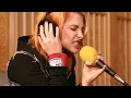 Download Lagu Paramore - Ignorance Live BBC Radio 1's Live Lounge 2009 HD
