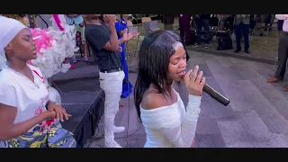 Mbinguni Kuna Wenye Worship Team 