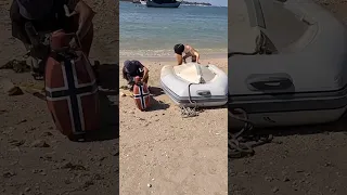 When the nature kicks your butt for being lazy😅 #aroundtheworld #indonesia #sailing #bali #cleaning