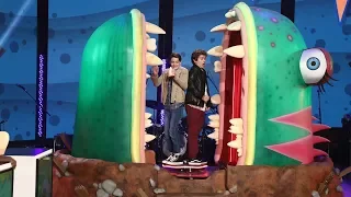 stranger things stars play one eyed monster