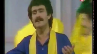 خلوها بكرا بتفرج   رجا بدر   مسرحية الشخص دندنها
