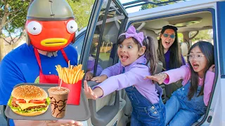 ellie u0026 fishhead s fun filled car adventure 