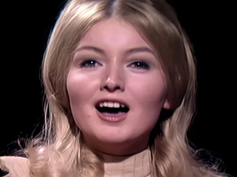 Download MP3 NEW * Those Were The Days - Mary Hopkin {Stereo} 1968